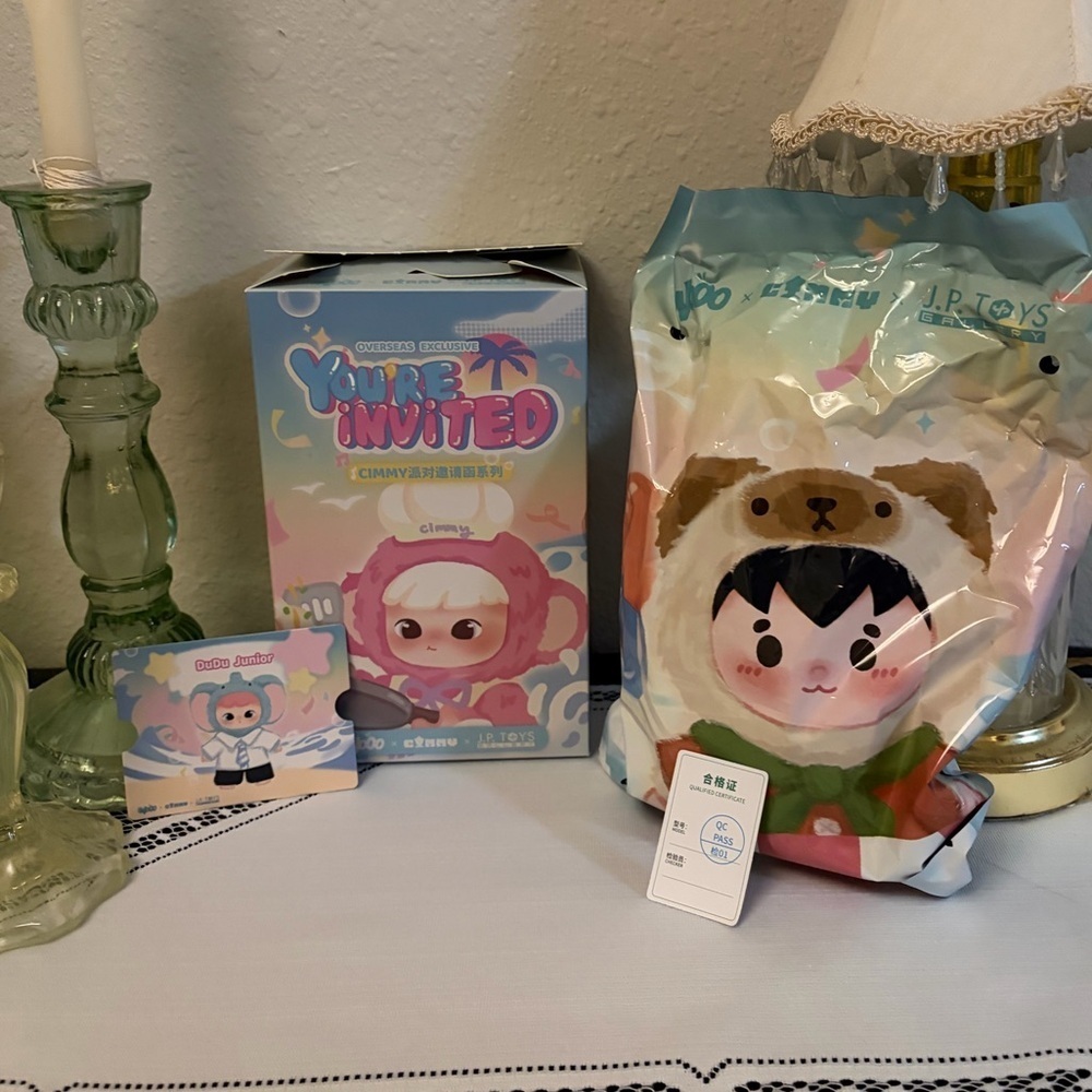 NWT Cimmy You're Invited Series Plush Blind Box-Unopened - Picture 2 of 4